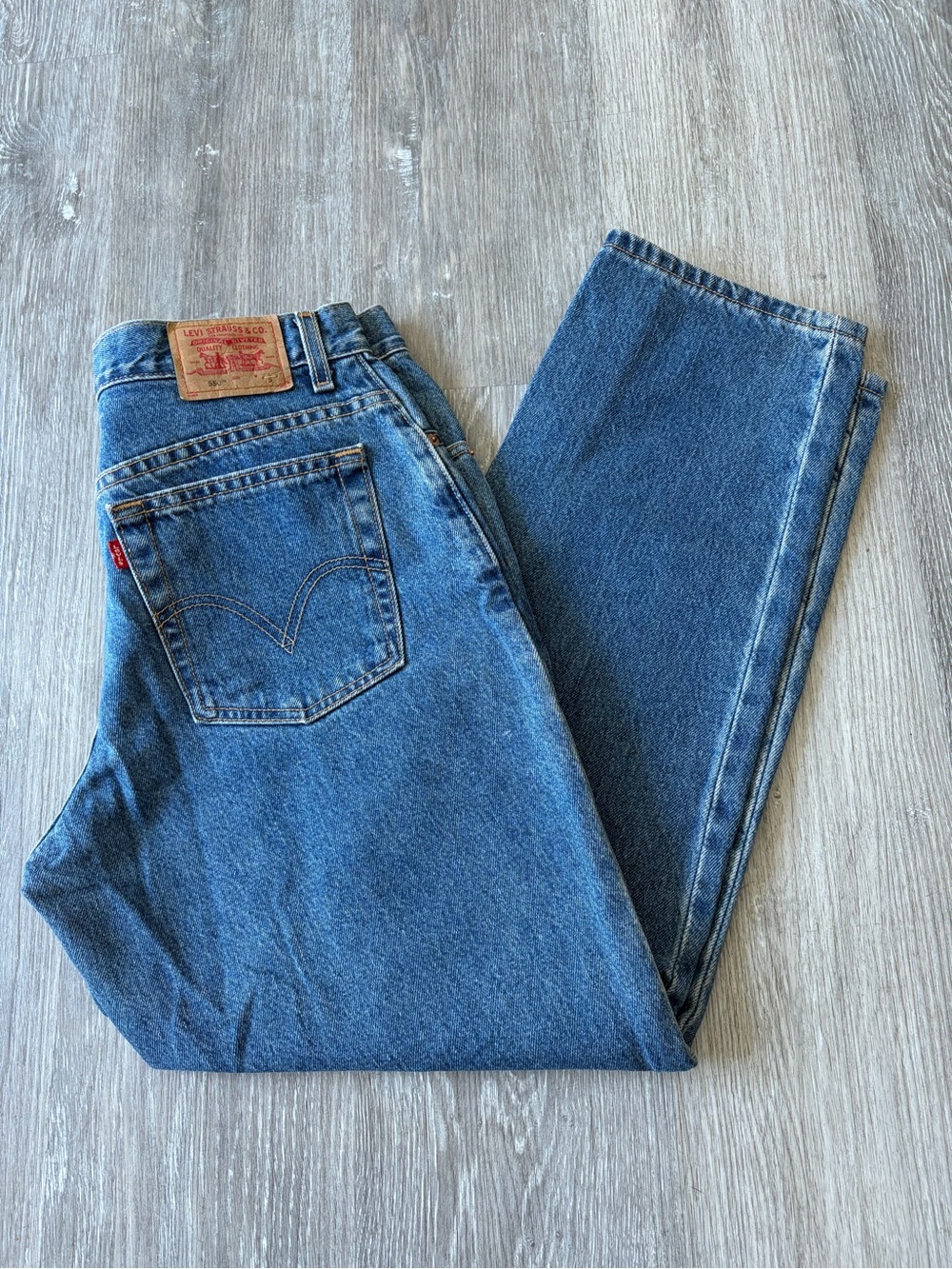 Levi's Ladies 550 Relaxed Fit Jeans size 14